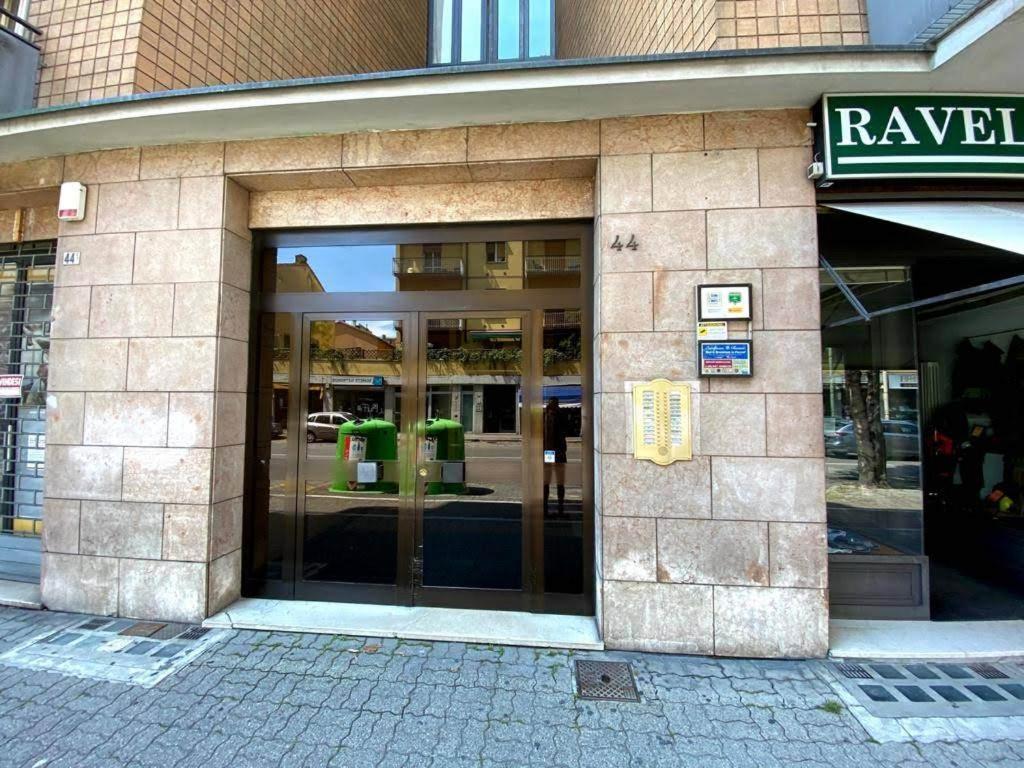פארמה Europe Station Rooms מראה חיצוני תמונה