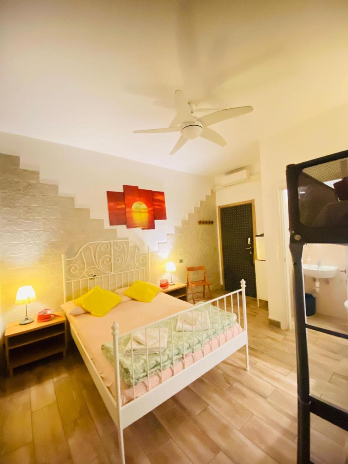 פארמה Europe Station Rooms מראה חיצוני תמונה
